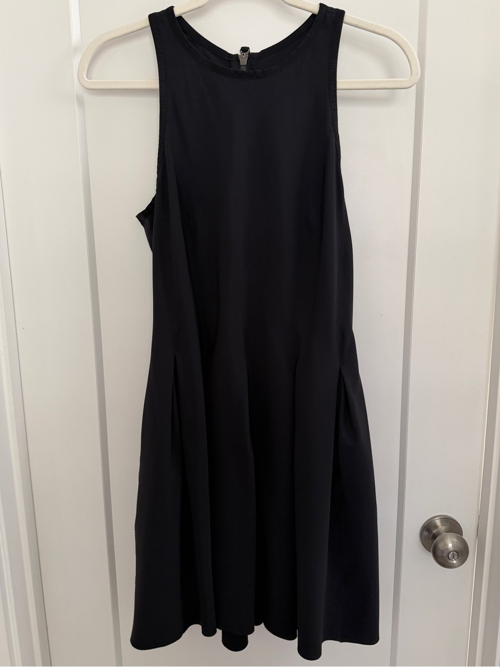 Lululemon Black Sleeveless Pleated Fit & Flare Dress | Size 8